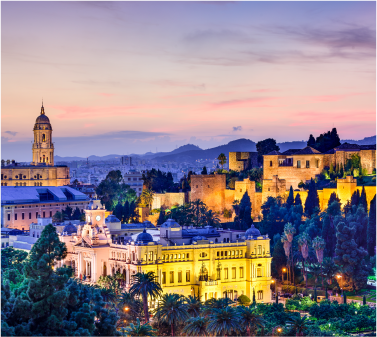 Vista de la ciudad de Málaga al atardecer