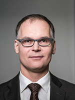 Referent Tobias Sommer © Dominik Butzmann