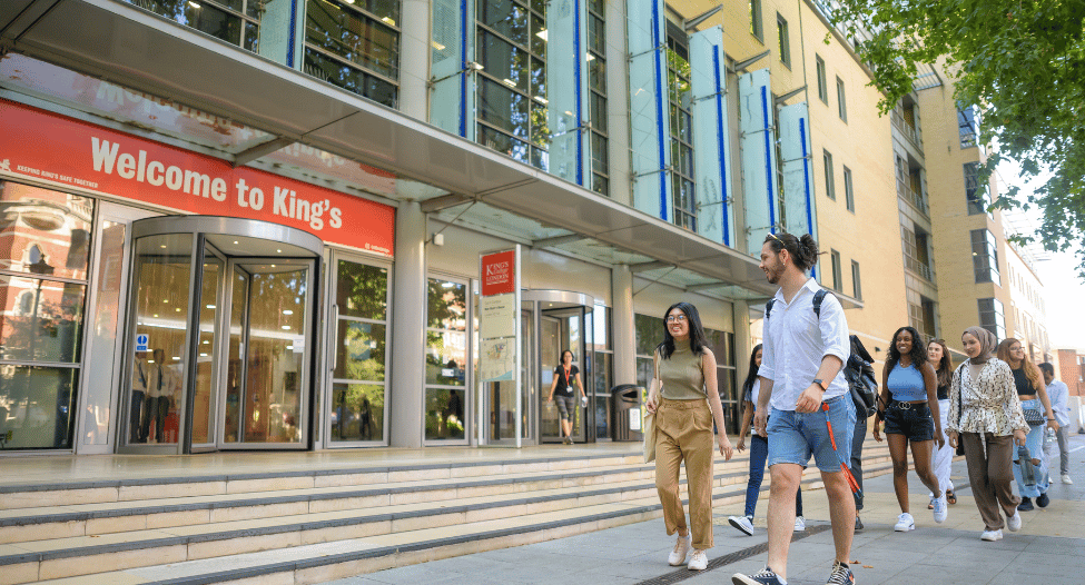 A group of King's students exploring Guy's campus