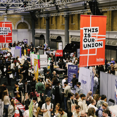 King's students exploring the KCLSU's Welcome Fair
