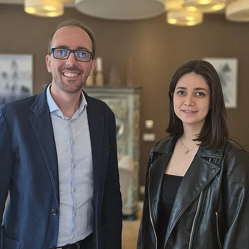 Mandana und Geschäftsführer vom Alpenhaus Kaprun