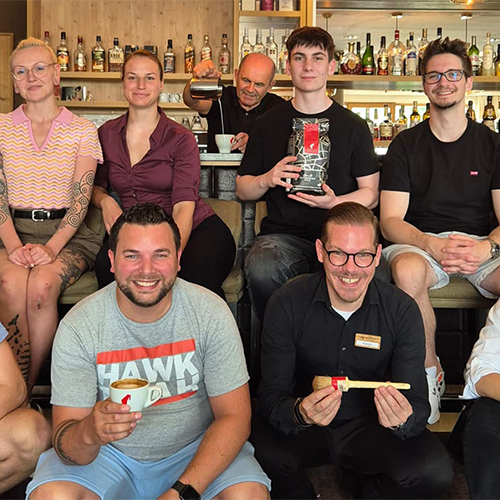 Mitarbeiter:innen aus dem Alpenhaus