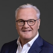 Dr. Thomas Drosdeck