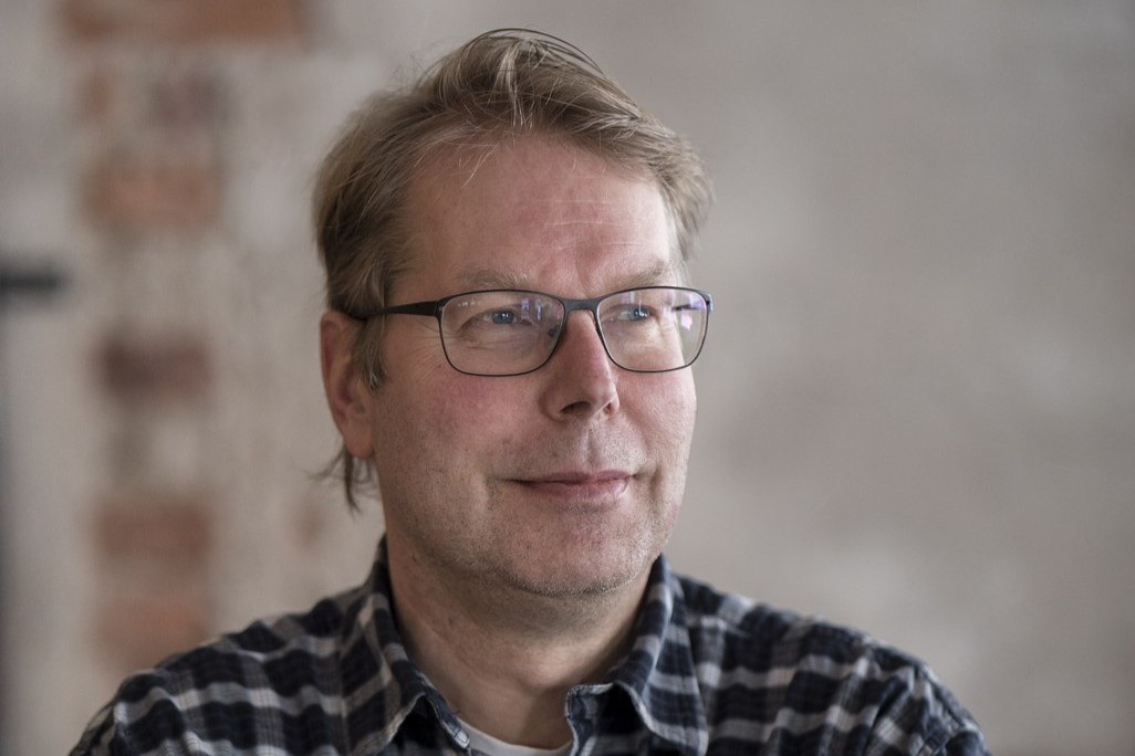 Kasvokuva henkilöstä.