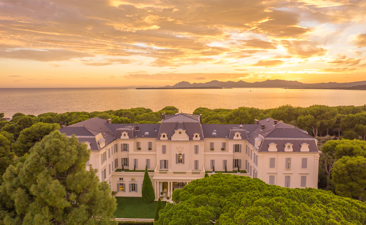 Sunset on Hotel du Cap-Eden-Roc