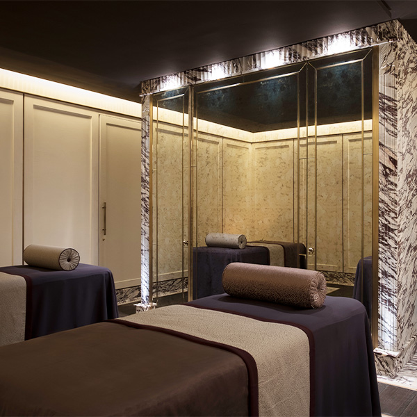 Couples Treatment Room at The Lanesborough Club And Spa