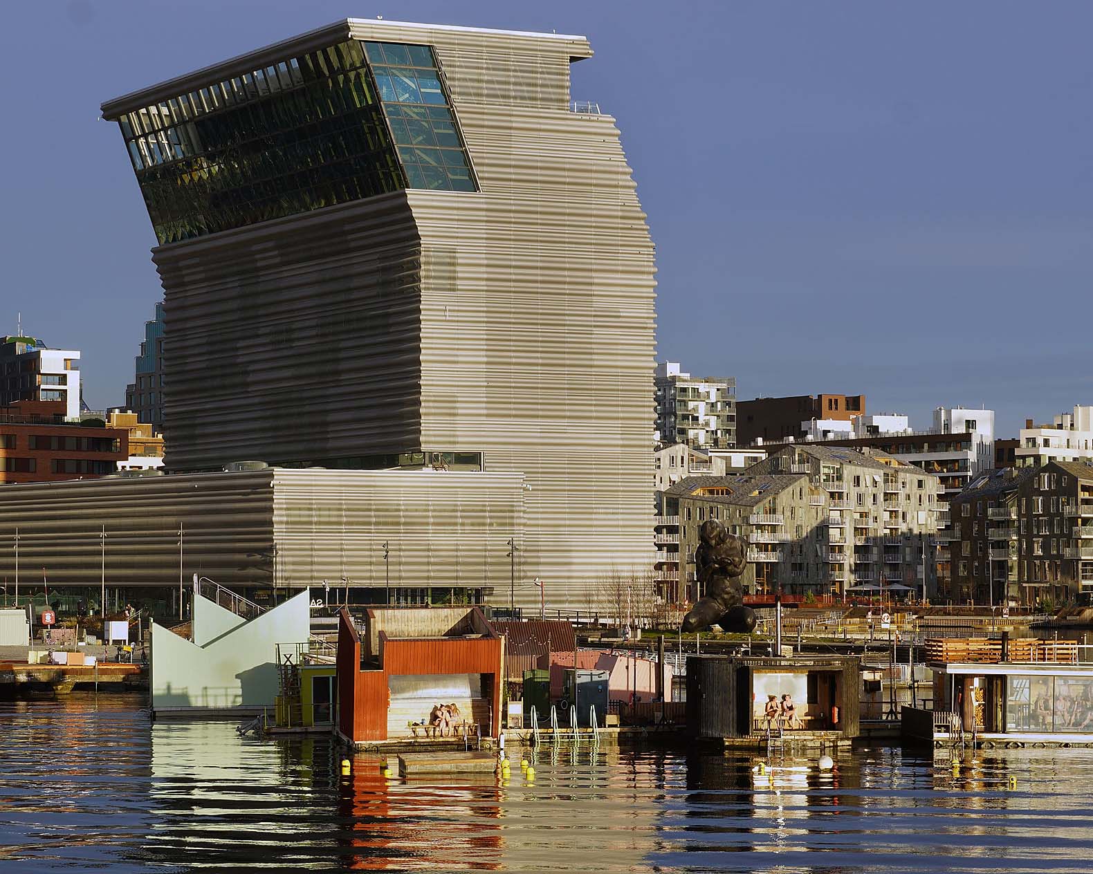 Oslo fjord sauna village in front of the MUNCH museum